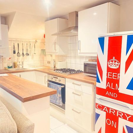 伦敦Stunning, Stylish Garden Flat In The Heart Of Wimbledon公寓 外观 照片